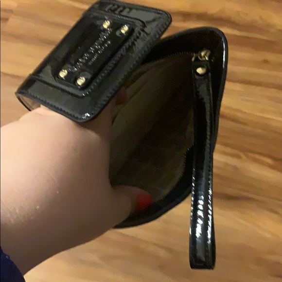 MINT condition Kate Spade patent quilted clutch. - Picture 3 of 3